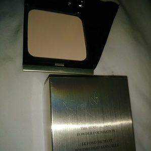 NIab Kevyn Aucoin Powder Foundation Light PF03